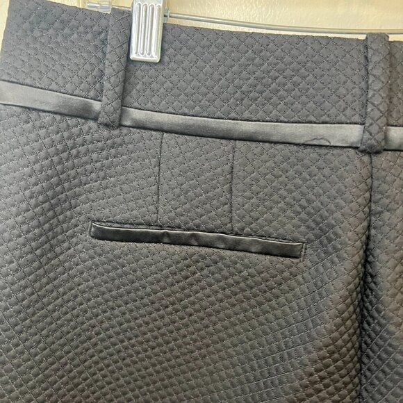 Ann Taylor LOFT Black Marisa Quilted Tuxedo Style Pants, Size 6 - Picture 12 of 13